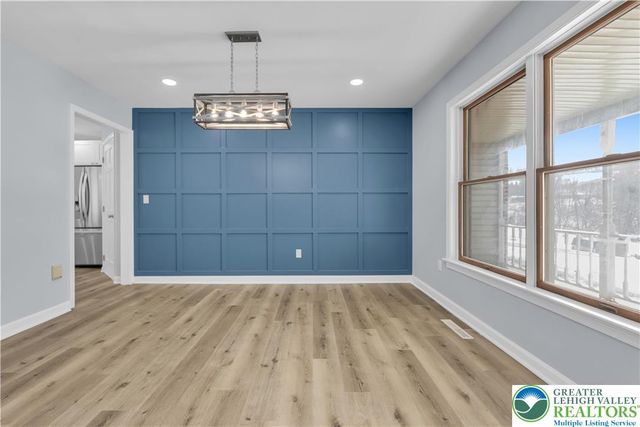 15 Spring Water Court, Easton, PA 18042