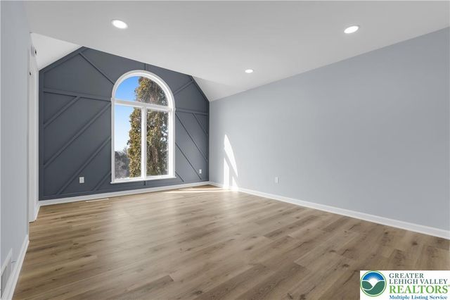 15 Spring Water Court, Easton, PA 18042