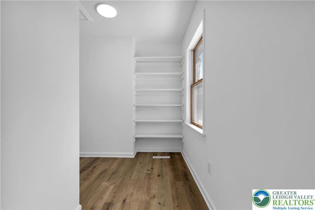 15 Spring Water Court, Easton, PA 18042