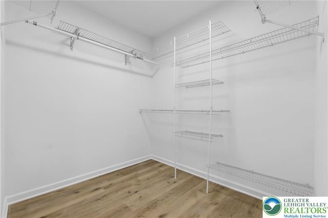 15 Spring Water Court, Easton, PA 18042