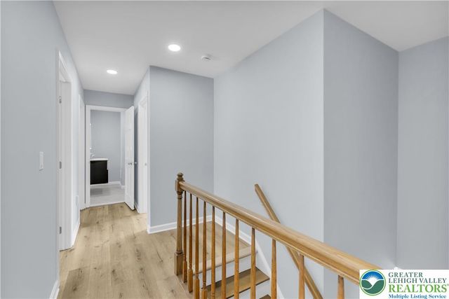 15 Spring Water Court, Easton, PA 18042