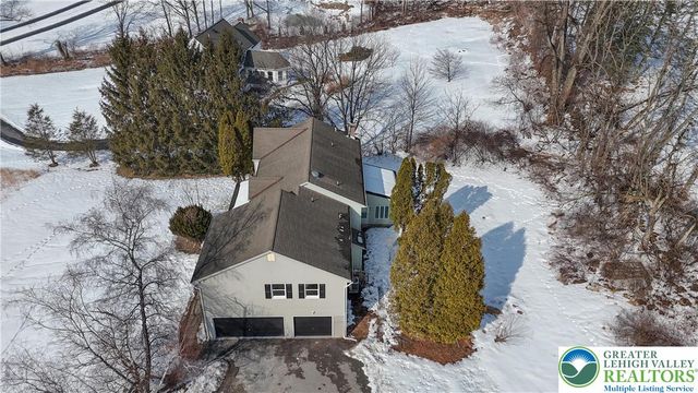 15 Spring Water Court, Easton, PA 18042