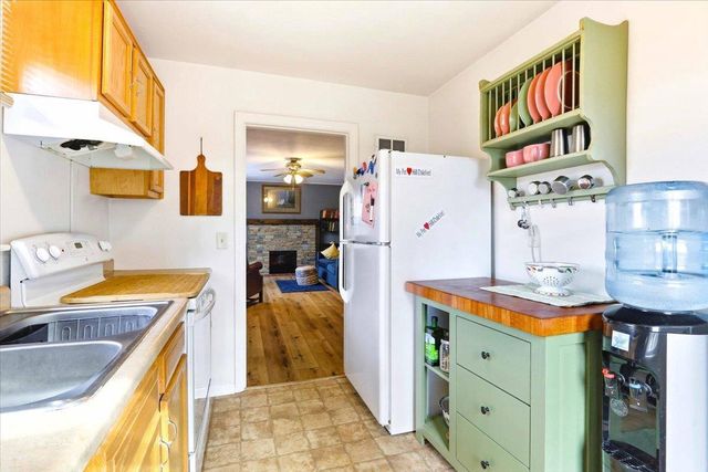 950 2nd Street, Baraboo, WI 53913