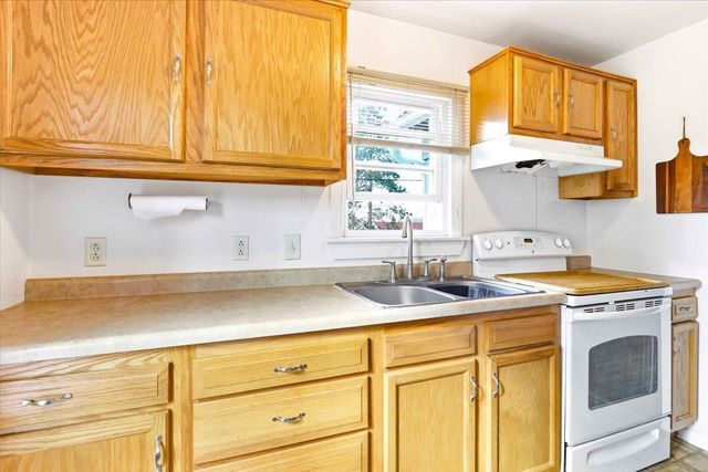 950 2nd Street, Baraboo, WI 53913