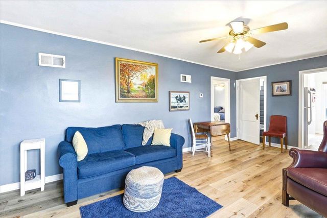 950 2nd Street, Baraboo, WI 53913