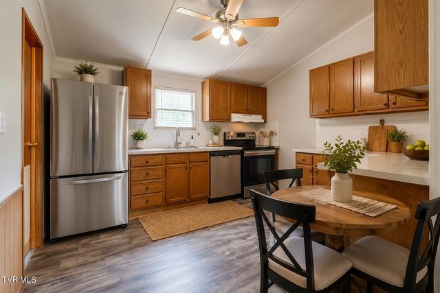 229 Alpine Loop, Mosheim, TN 37818