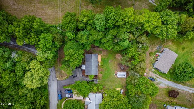 229 Alpine Loop, Mosheim, TN 37818