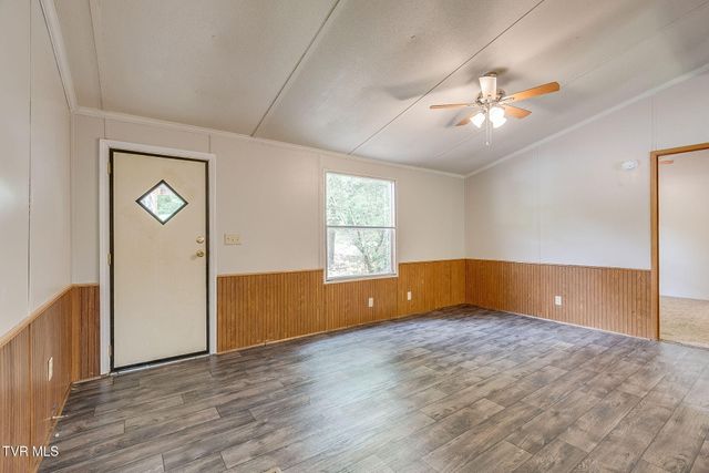 229 Alpine Loop, Mosheim, TN 37818
