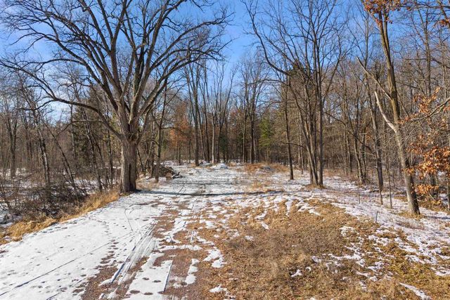 10164 COUNTY ROAD Z, Nekoosa, WI 54457