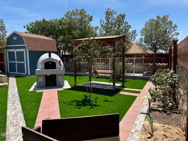 2260 Tierra Alegre Way, El Paso, TX 79938