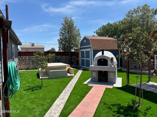 2260 Tierra Alegre Way, El Paso, TX 79938