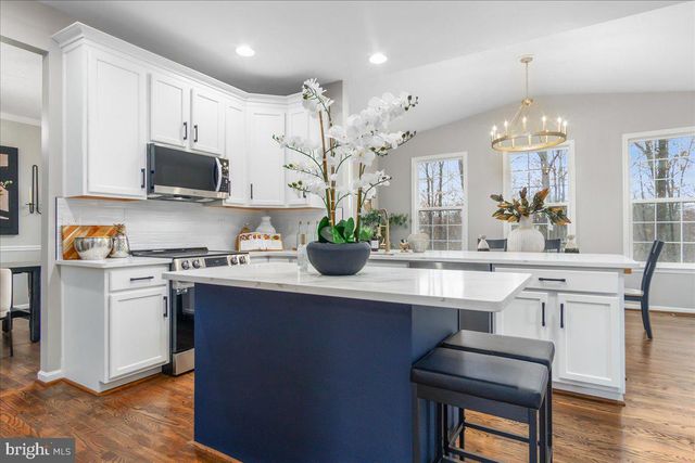 227 RIPPLING WATERS WAY, Falling Waters, WV 25419