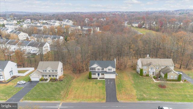 227 RIPPLING WATERS WAY, Falling Waters, WV 25419