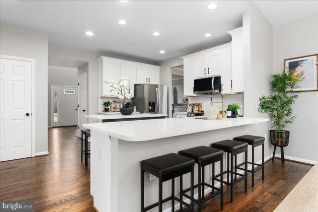 227 RIPPLING WATERS WAY, Falling Waters, WV 25419