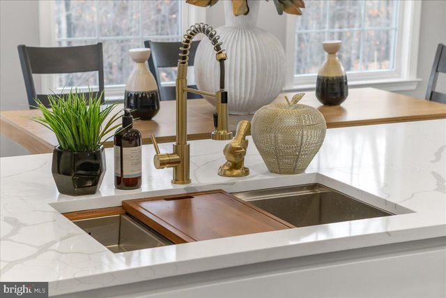 227 RIPPLING WATERS WAY, Falling Waters, WV 25419