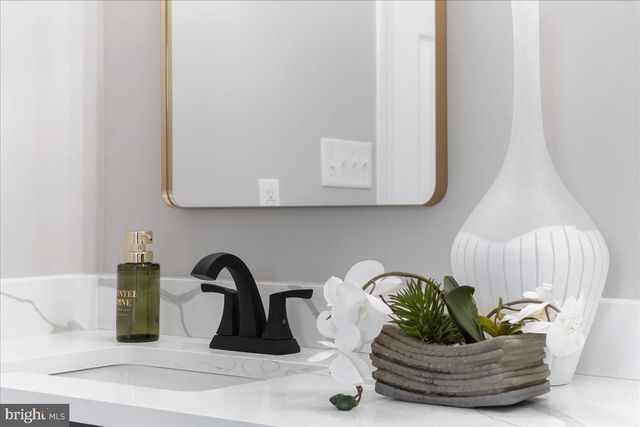 227 RIPPLING WATERS WAY, Falling Waters, WV 25419