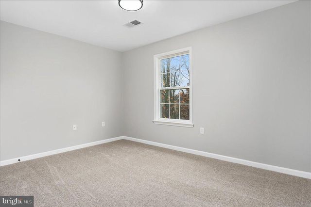 227 RIPPLING WATERS WAY, Falling Waters, WV 25419