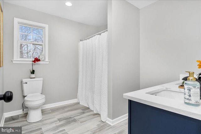 227 RIPPLING WATERS WAY, Falling Waters, WV 25419