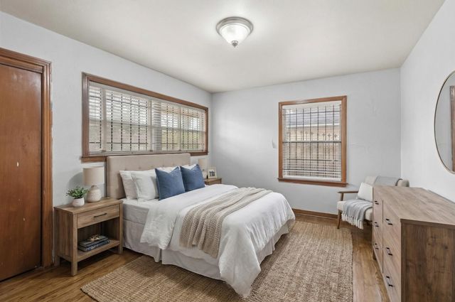 10229 Royal Oaks Drive, Houston, TX 77016