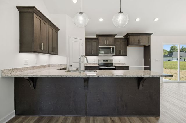 289 Dogwood Circle, Smithville, TN 37166