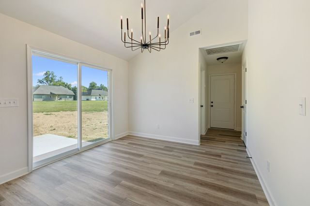 289 Dogwood Circle, Smithville, TN 37166