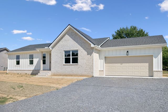 289 Dogwood Circle, Smithville, TN 37166