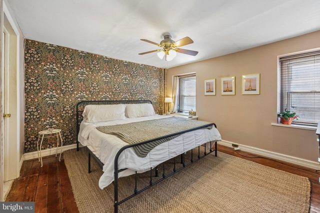 166 GRAPE ST, Philadelphia, PA 19127