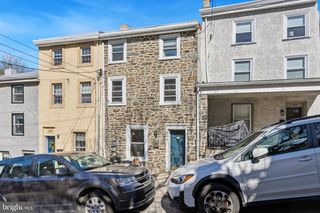 166 GRAPE ST, Philadelphia, PA 19127