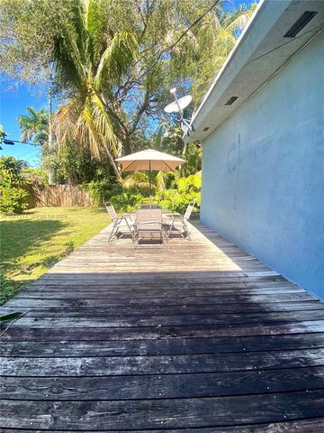 5975 SW 60th Street, South Miami, FL 33143