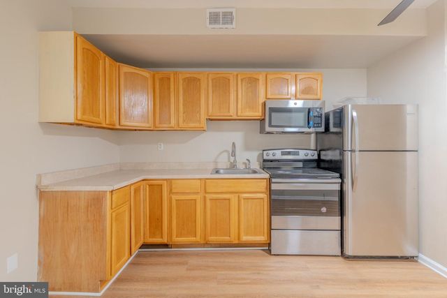 2340 N 12TH, Philadelphia, PA 19133