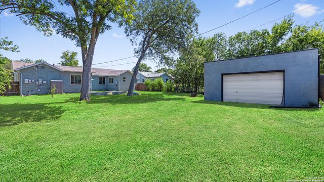 135 Irvington, San Antonio, TX 78209
