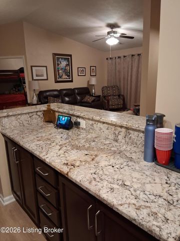 10300 Southern Meadows Dr, Louisville, KY 40241