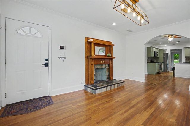 79 Lakeview Drive NE, Atlanta, GA 30317