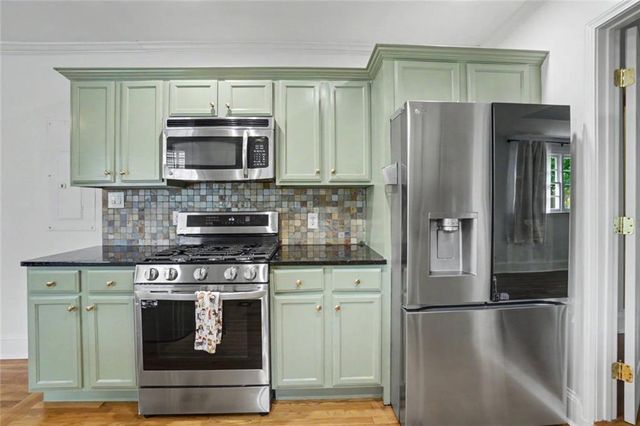 79 Lakeview Drive NE, Atlanta, GA 30317