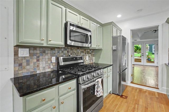 79 Lakeview Drive NE, Atlanta, GA 30317