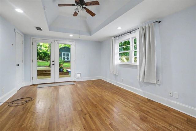 79 Lakeview Drive NE, Atlanta, GA 30317