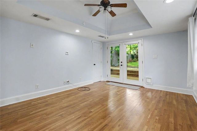 79 Lakeview Drive NE, Atlanta, GA 30317