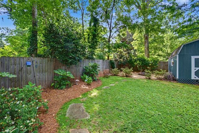 79 Lakeview Drive NE, Atlanta, GA 30317