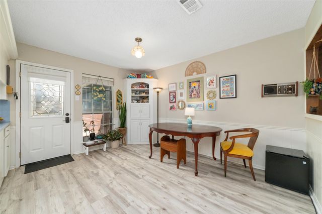 5930 Old Lodge Drive, Houston, TX 77066