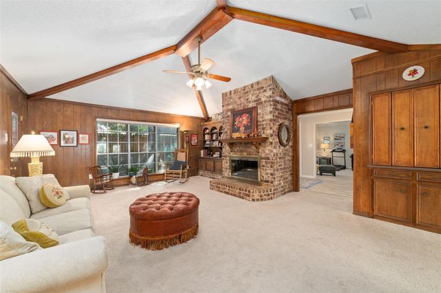 5930 Old Lodge Drive, Houston, TX 77066