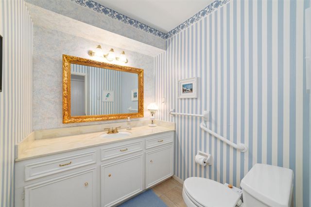 5930 Old Lodge Drive, Houston, TX 77066
