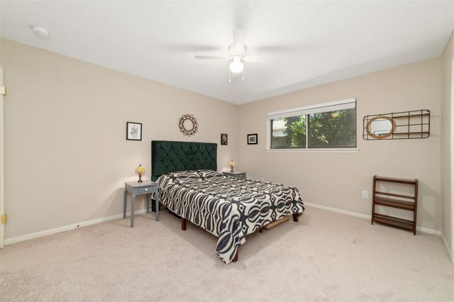 5930 Old Lodge Drive, Houston, TX 77066