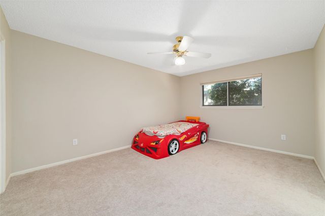 5930 Old Lodge Drive, Houston, TX 77066