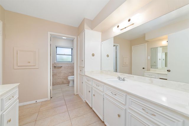 5930 Old Lodge Drive, Houston, TX 77066