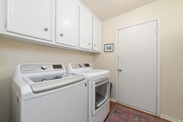 5930 Old Lodge Drive, Houston, TX 77066