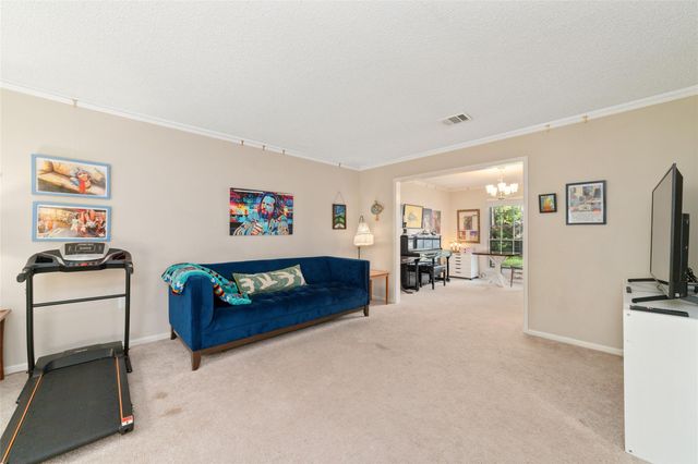 5930 Old Lodge Drive, Houston, TX 77066