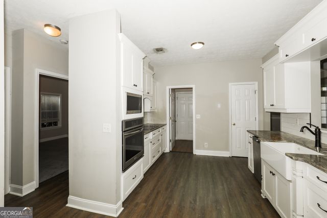 140 King Richard Drive, Griffin, GA 30223