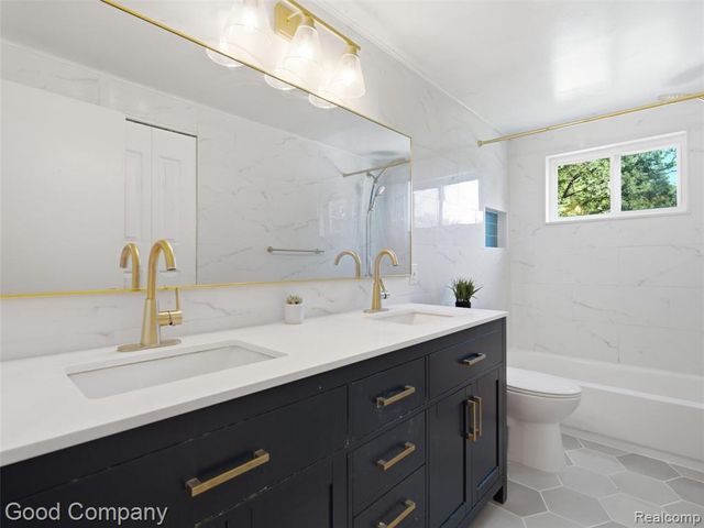 705 Millard Avenue, Royal Oak, MI 48073