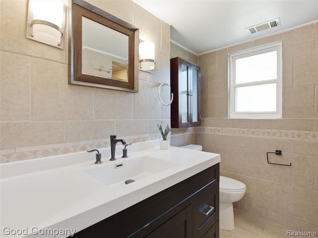 705 Millard Avenue, Royal Oak, MI 48073