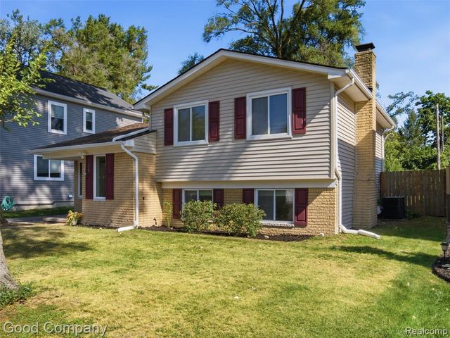 705 Millard Avenue, Royal Oak, MI 48073
